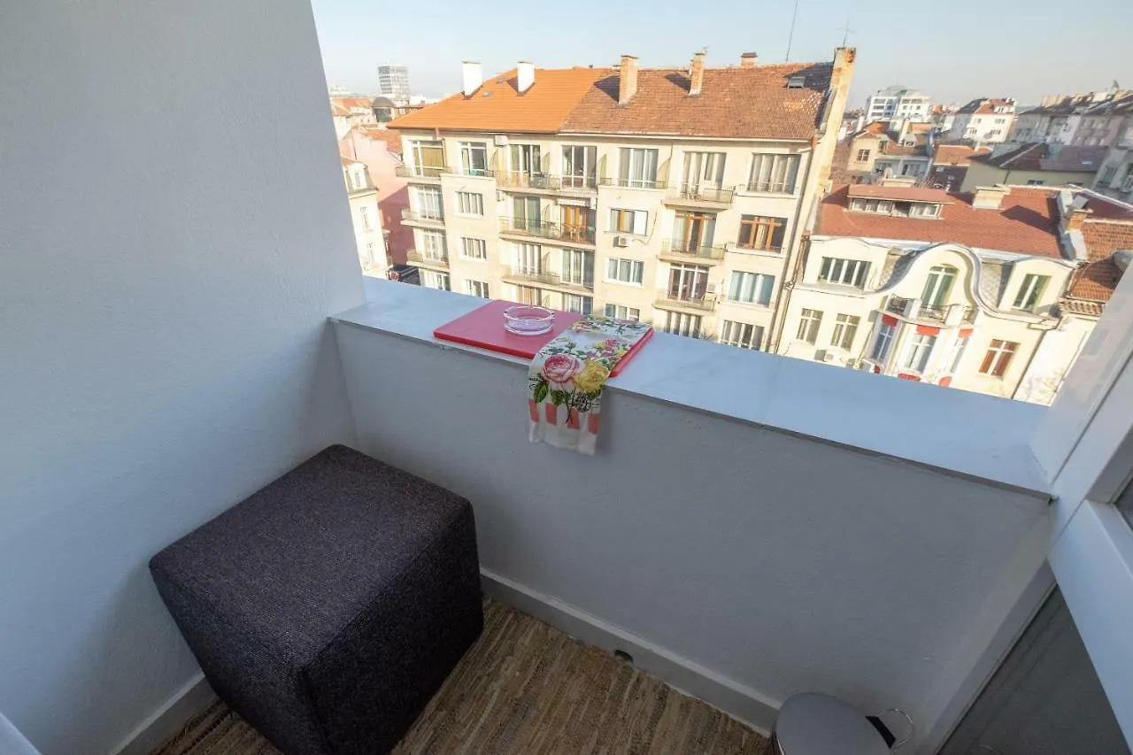 Vitosha Blvd Luxury 2-Bedroom, 2-Bathroom With Balcony Sofia Apartment