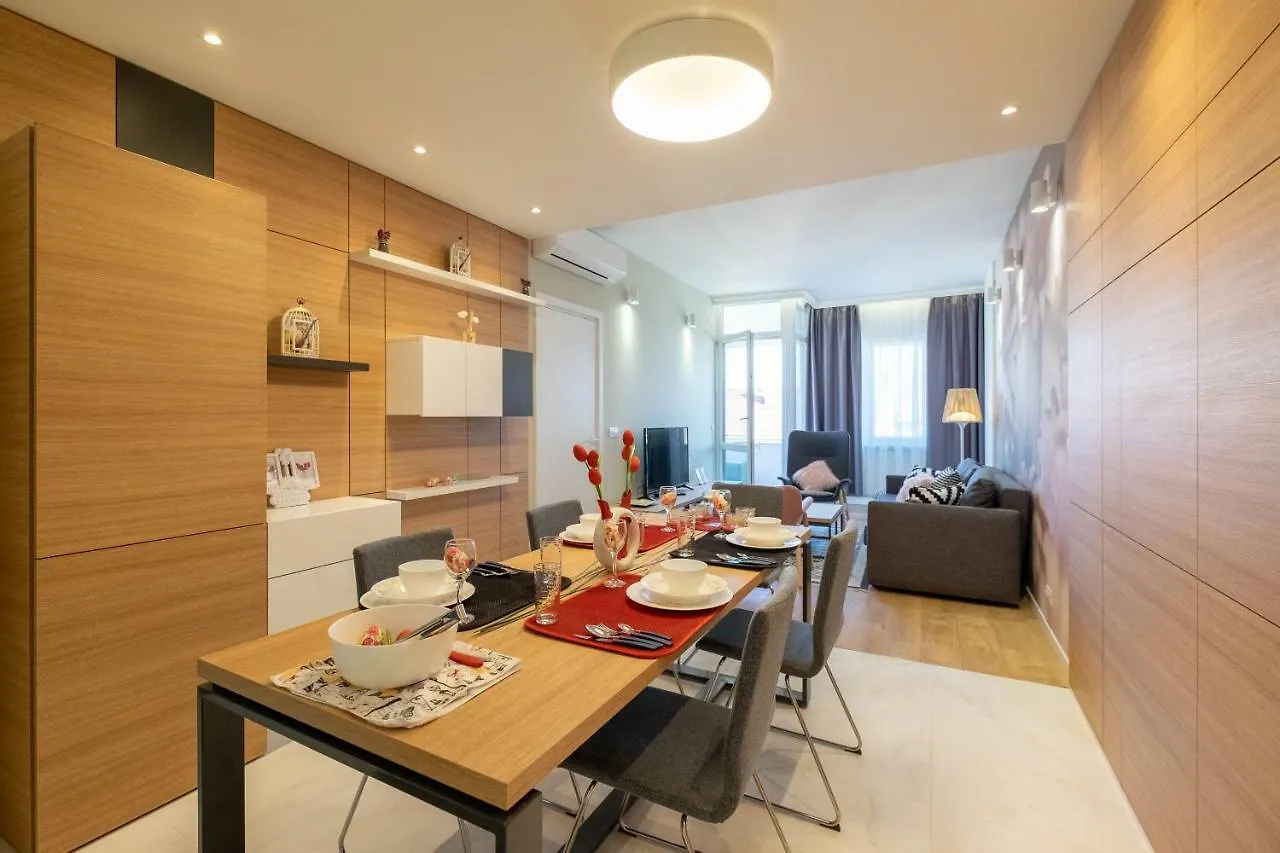 Vitosha Blvd Luxury 2-Bedroom, 2-Bathroom With Balcony Sofia Apartment
