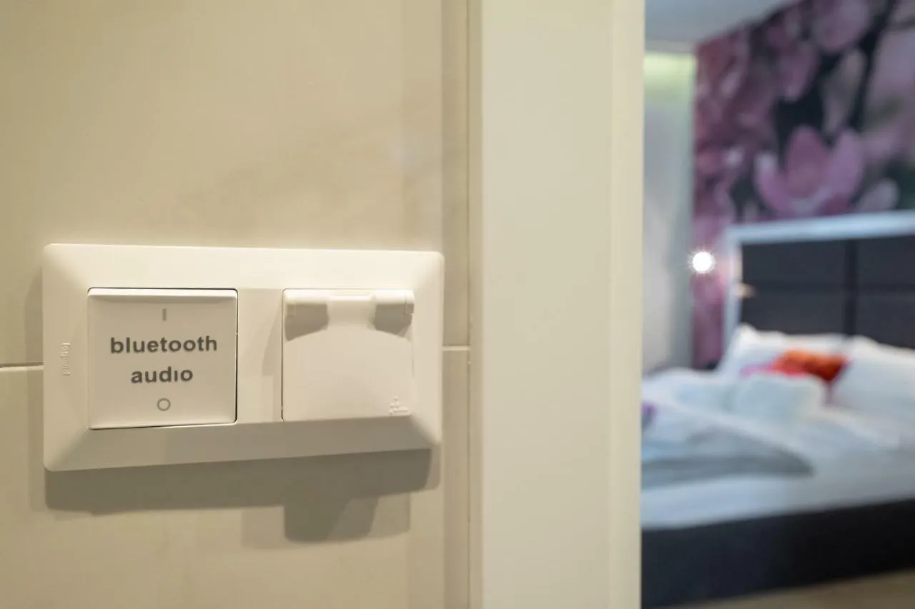 דירה סופיה Vitosha Blvd Luxury 2-Bedroom, 2-Bathroom With Balcony